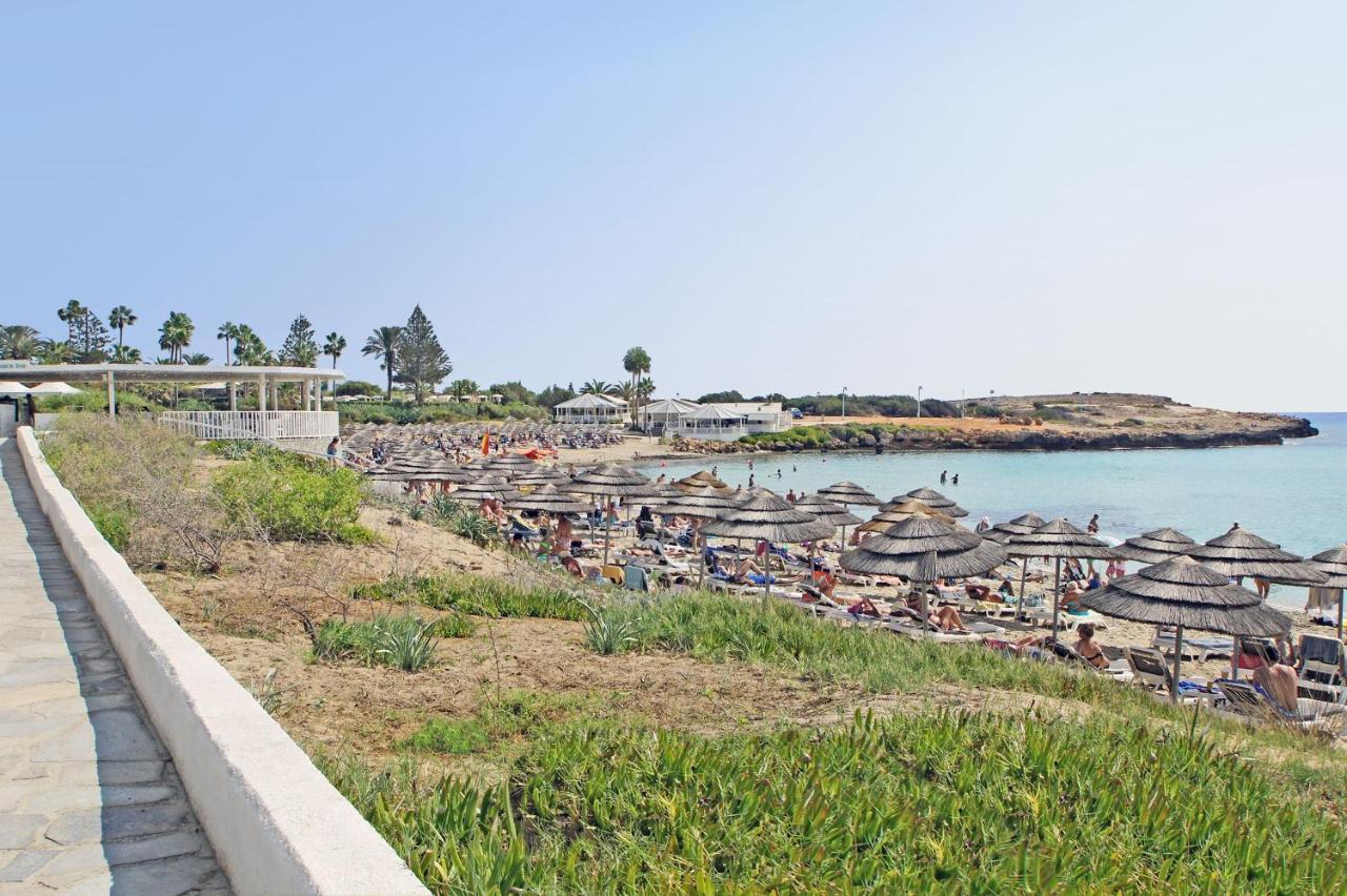 Villa Paradisia Ayia Napa Eksteriør billede